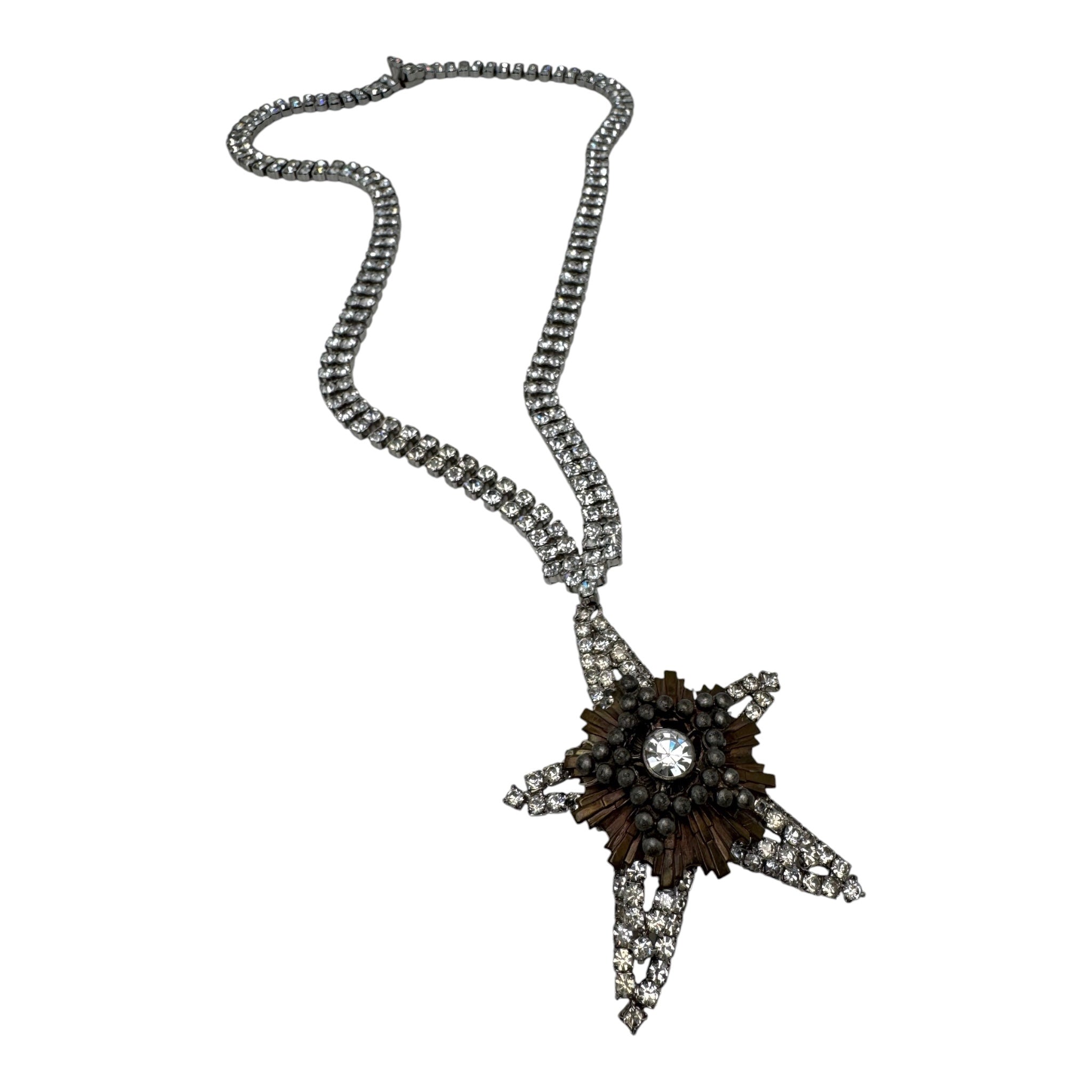 BLAKE NECKLACE