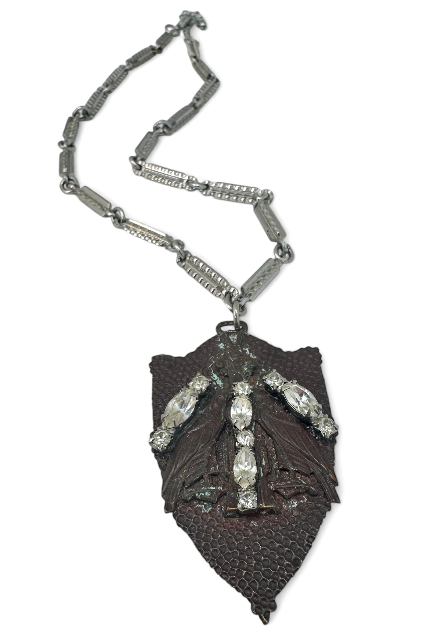 THE VANGUARD NECKLACE