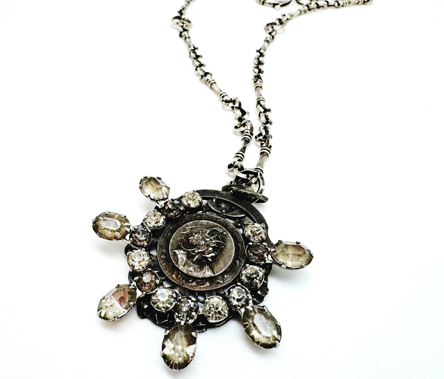 ADVENTURER NECKLACE