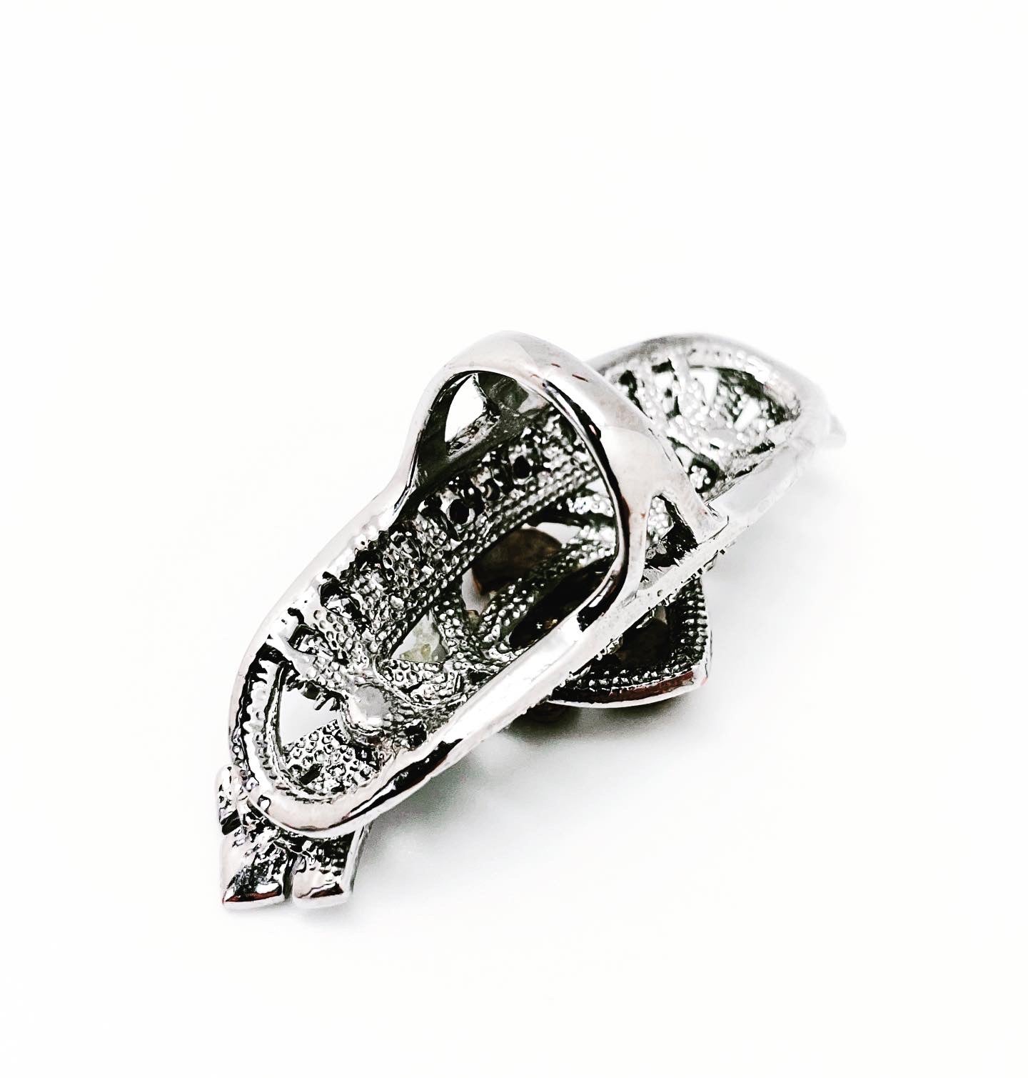 LEGEND RING