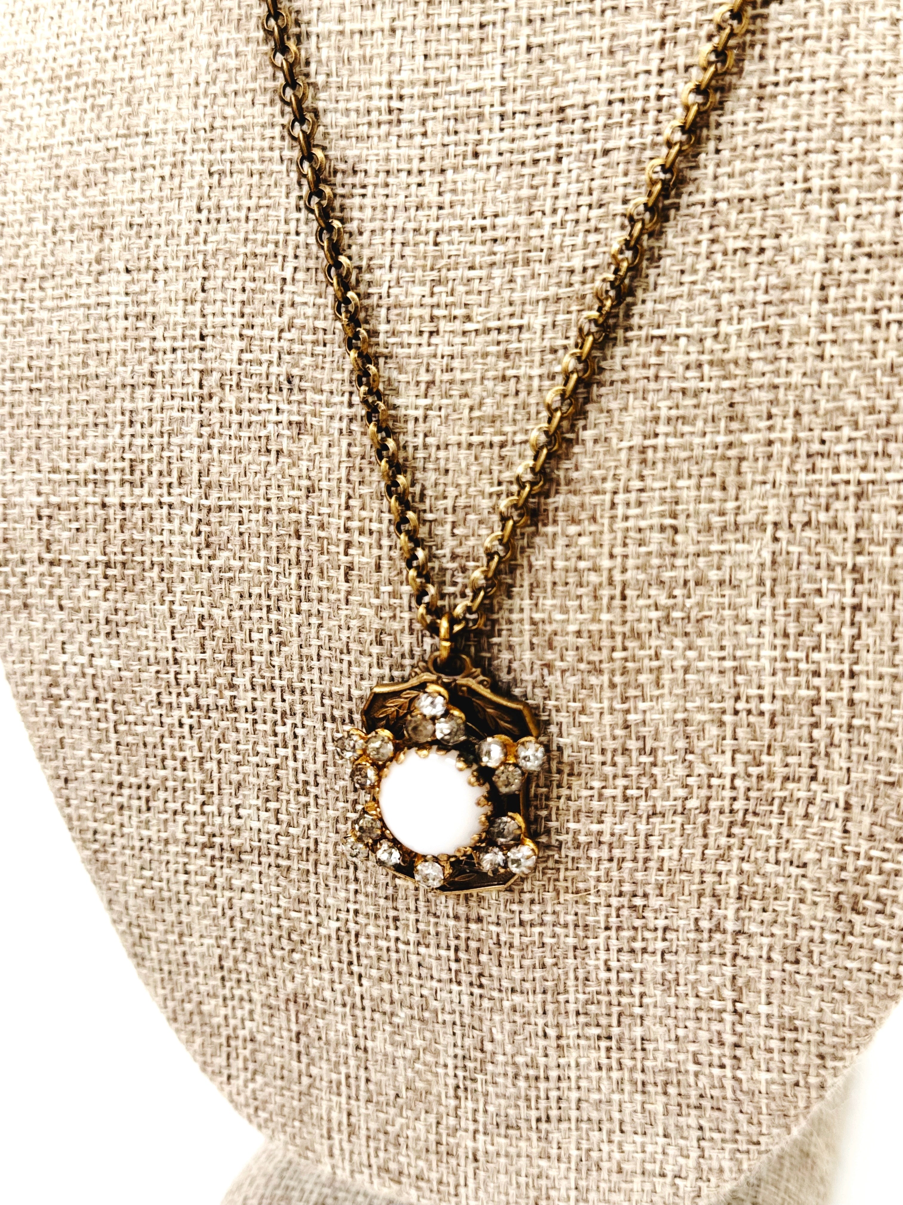 SNOW STAR NECKLACE