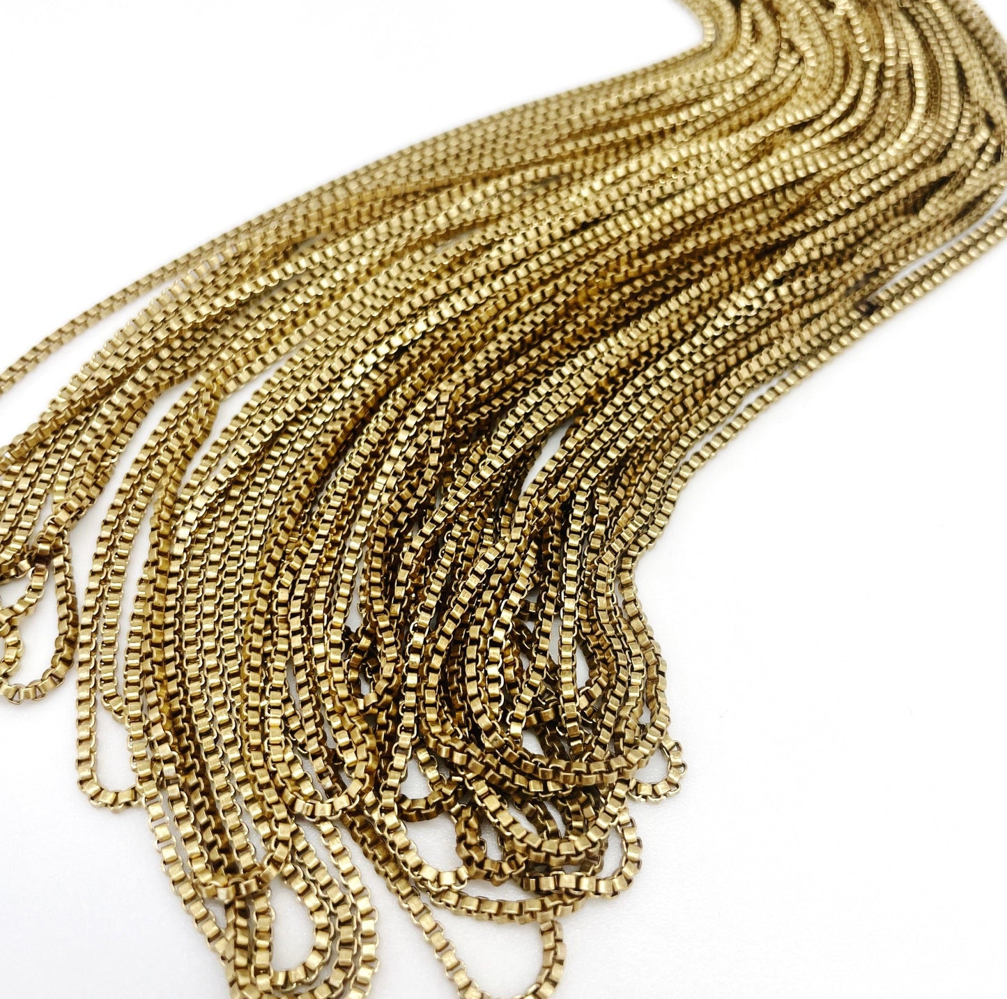 BOX CHAIN NECKLACE