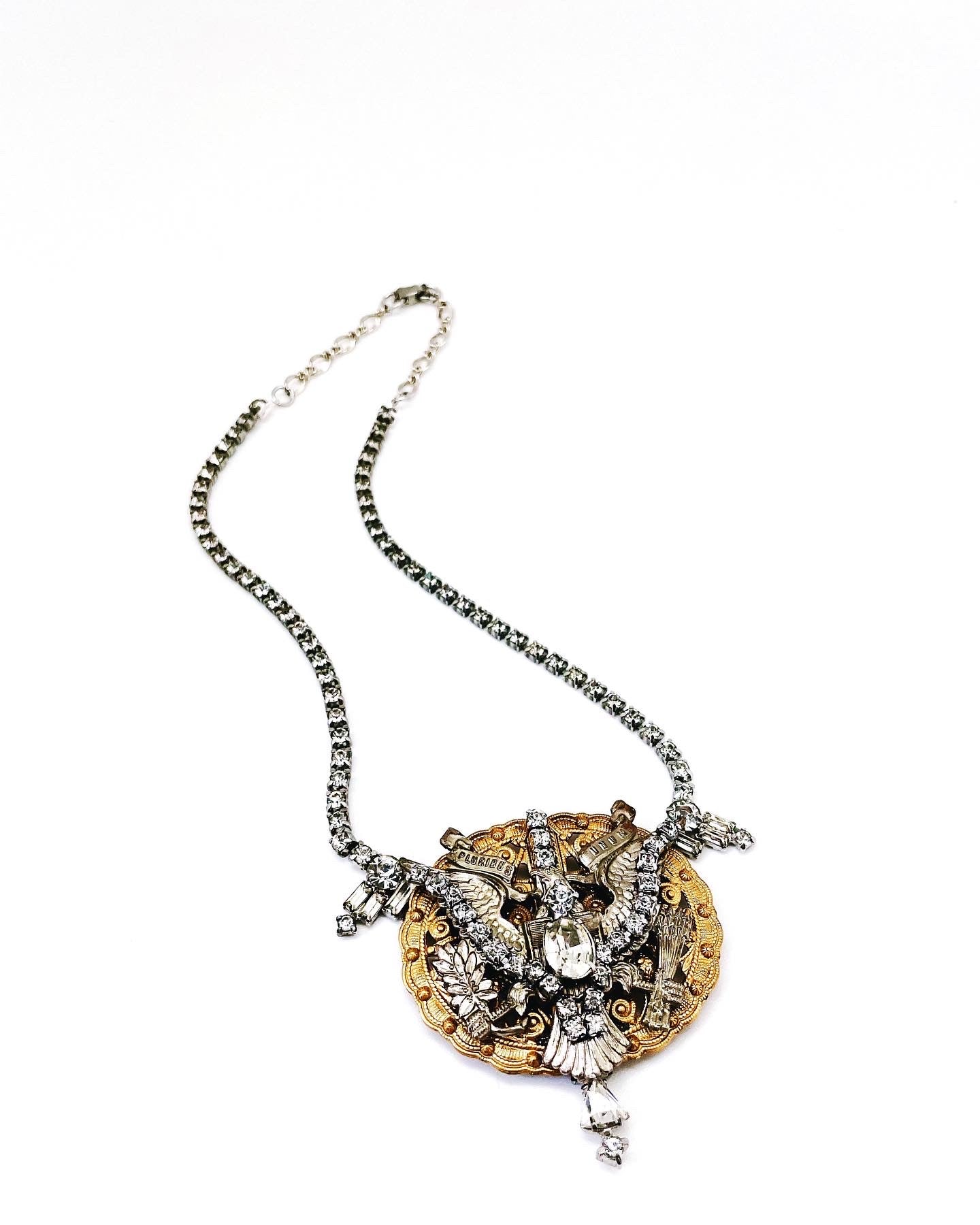 JESSIE NECKLACE