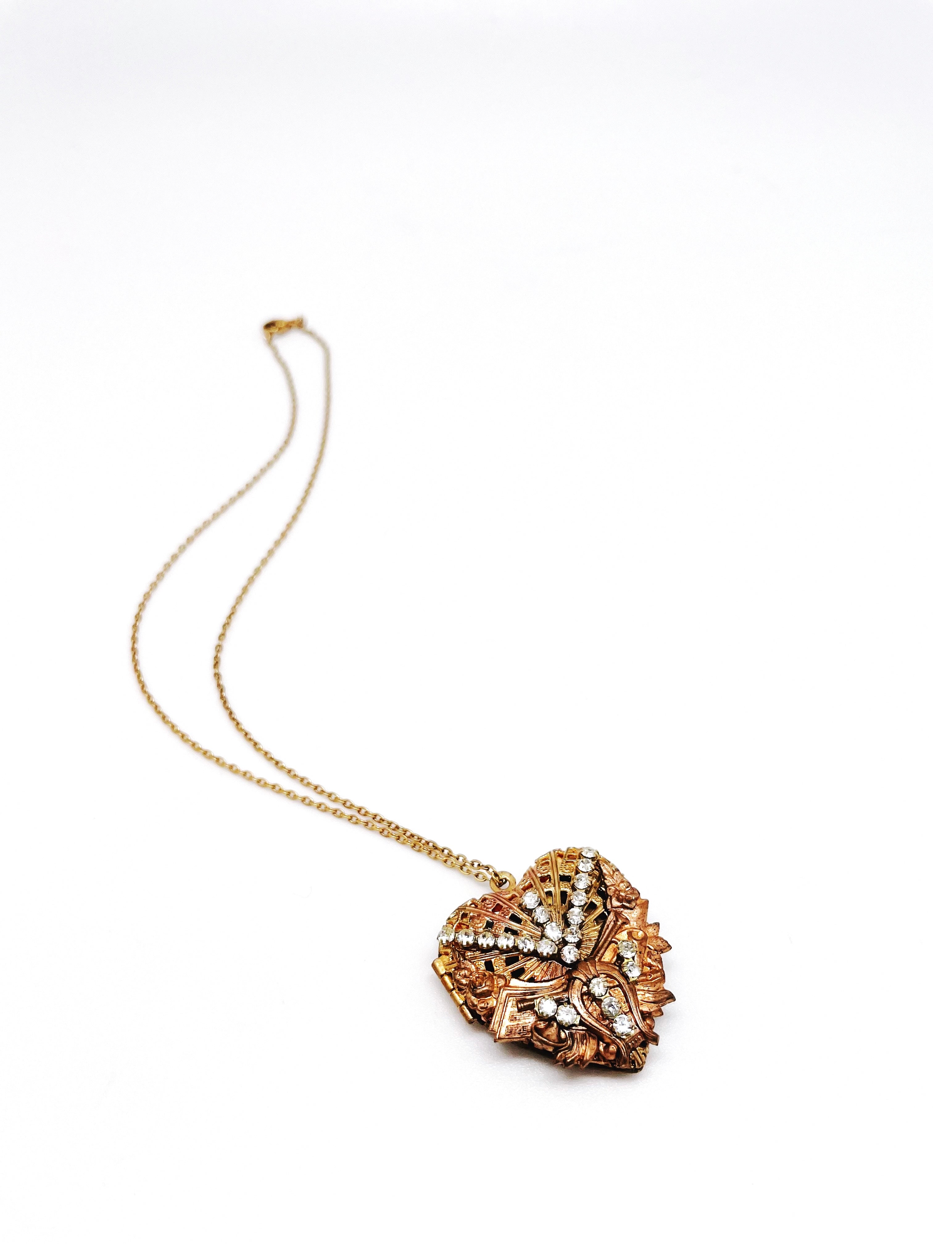 KEEPSAKE NECKLACE