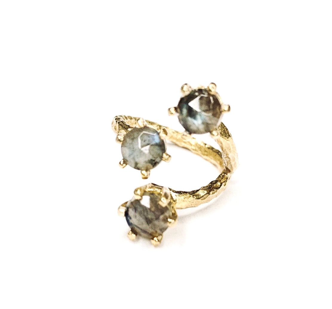 PRINCESS RING