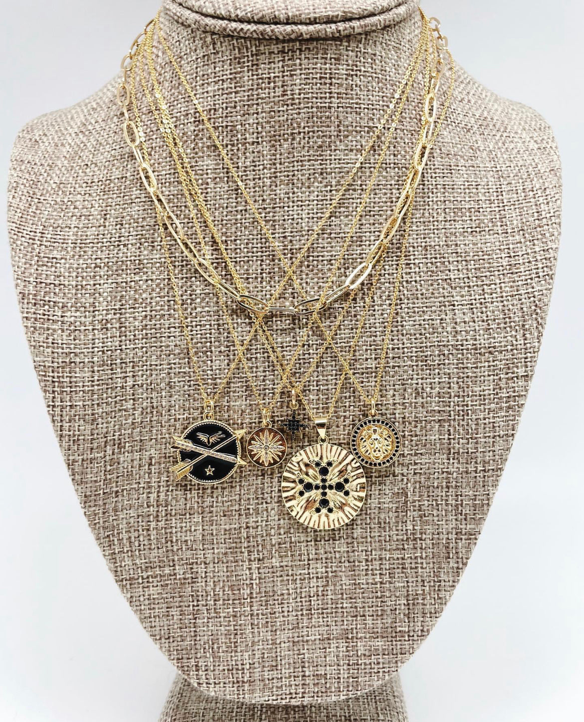 TRUTH NECKLACE