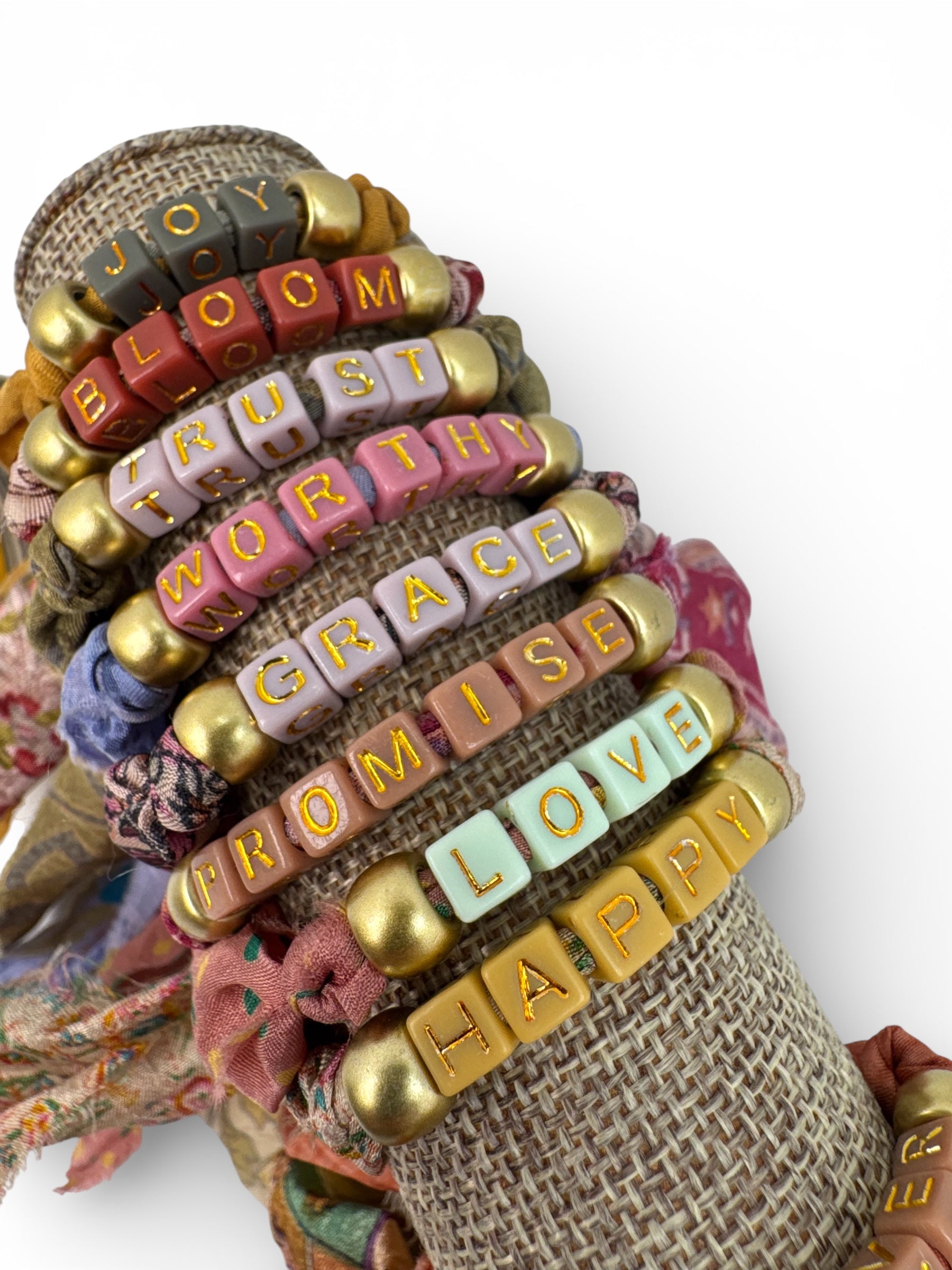 HAY GIRL BRACELET