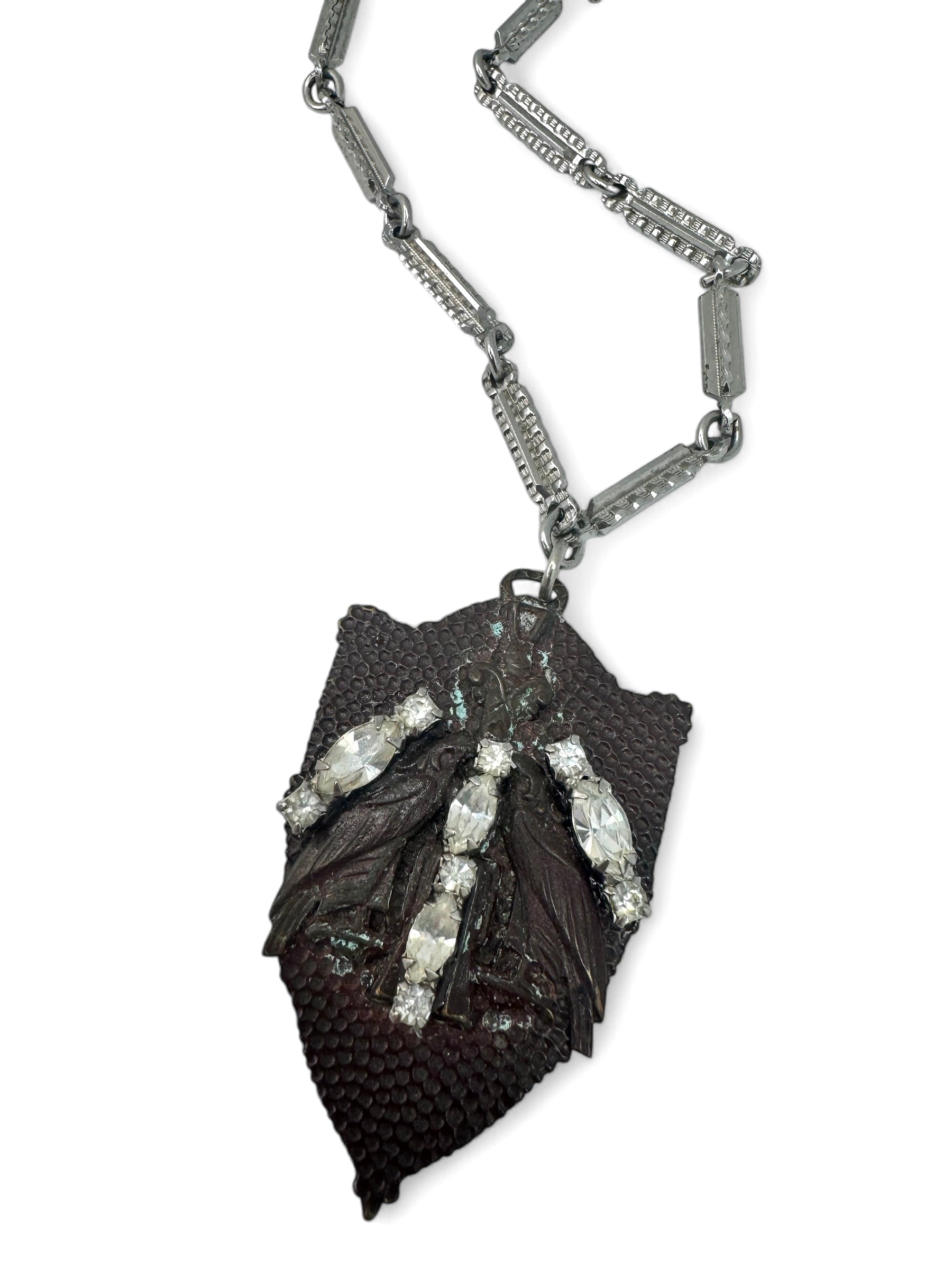 THE VANGUARD NECKLACE