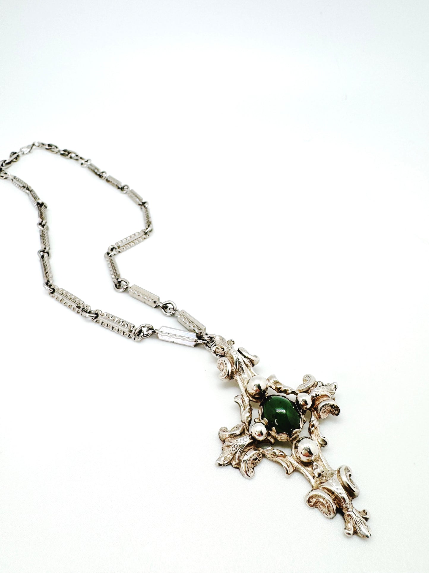 TABITHA NECKLACE