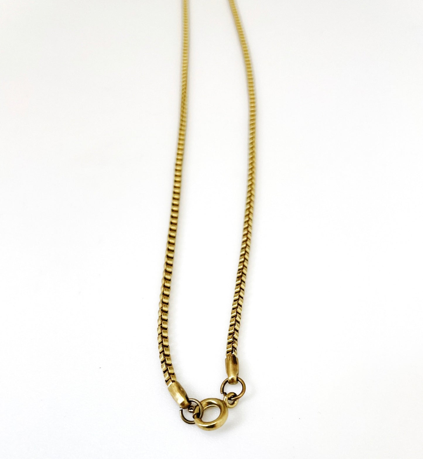 BOX CHAIN NECKLACE