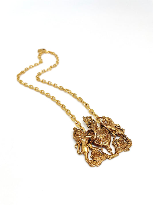 GOLDEN LION CREST NECKLACE